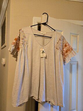 Easel M. NWT, new from Market top with patchwork flounce sleeves